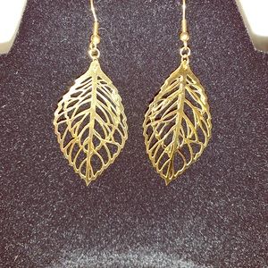 Leaves of love earrings fast shipping